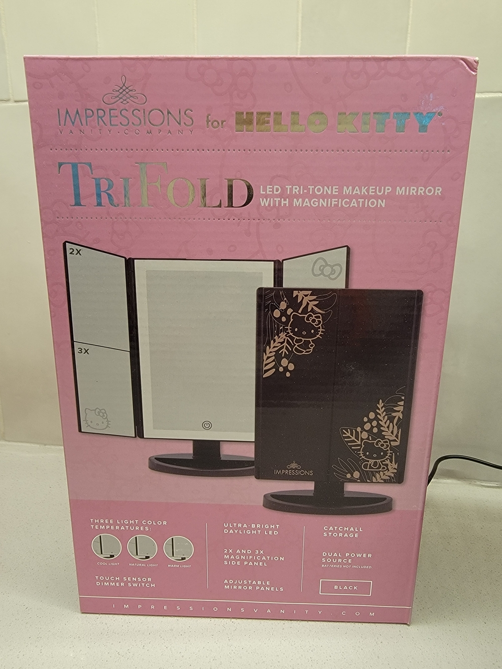 Impressions for Hello Kitty Tri-Fold Lighted Makeup Mirror - Pink & Black